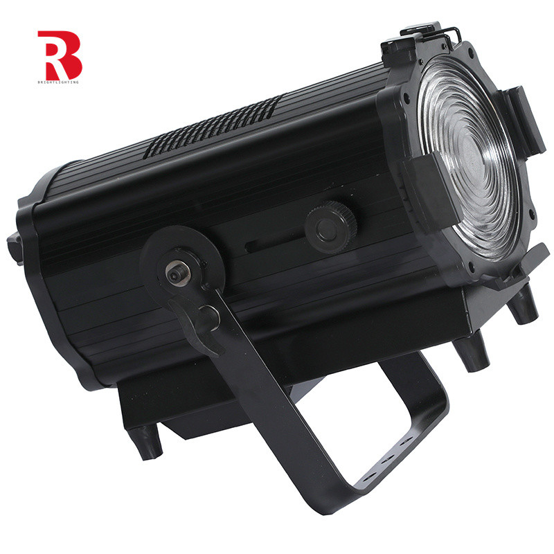 200W DMX512 मैनुअल ज़ूम एल्यूमीनियम मिश्र धातु एलईडी फ्रेस्नेल स्टेज लाइटिंग 2/5CH