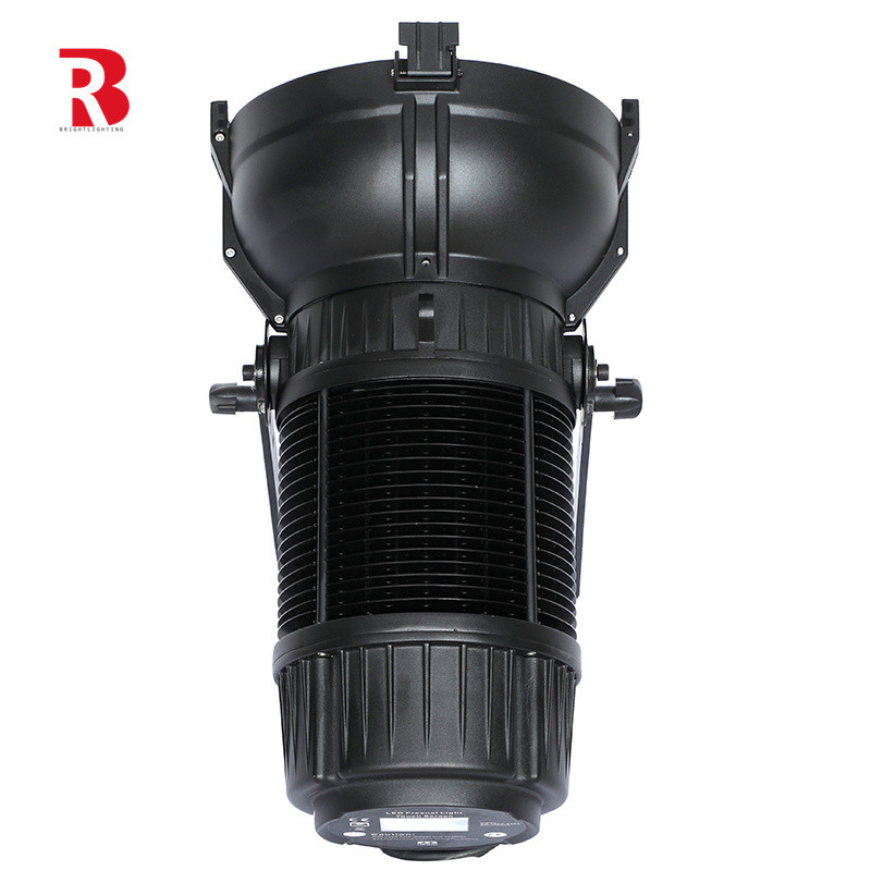 RGBAL 5 In1 300w एलईडी फ्रेस्नेल स्टेज लाइटिंग ऑटो ज़ूम स्टेज स्टूडियो के साथ IP65 रेटेड